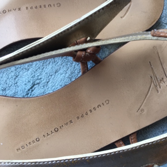 $35❗️Giuseppe Zanotti Leather Sandals❗️SALE - Picture 2 of 8